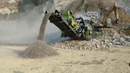 Triturador móvel montado em roda sobre esteiras para britagem e peneiramento de granito